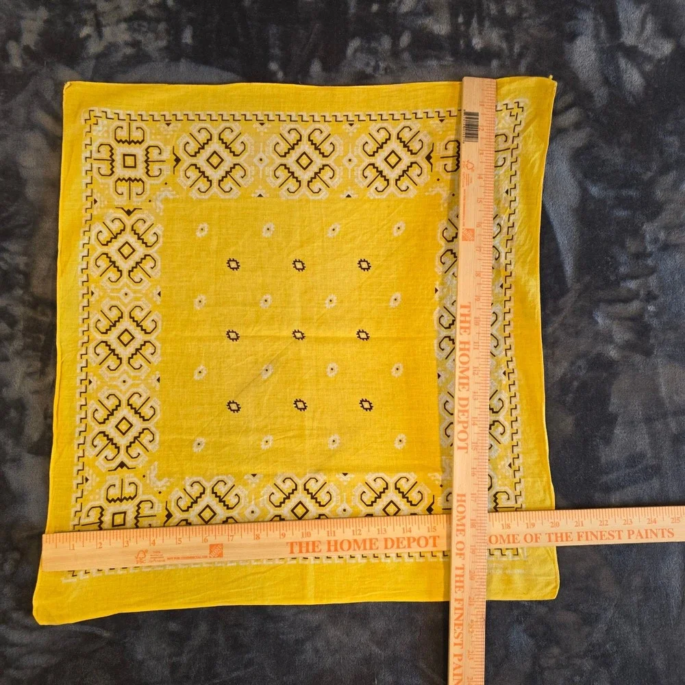 Vintage 70s Paris Accessories Yellow Geometric Southwestern Bandana RN13960